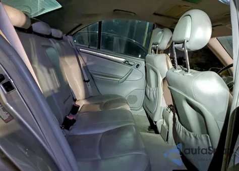 2003 Mercedes-Benz C 320 z USA, uszkodzony, nr VIN WDBRF64JX3F396840